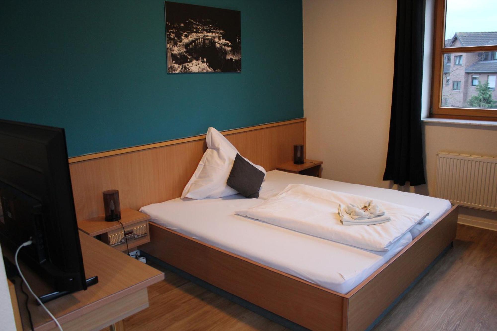 Olympia Hotel & Restaurant Inden ภายนอก รูปภาพ